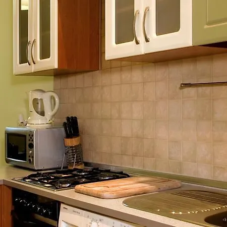 As Apartment *